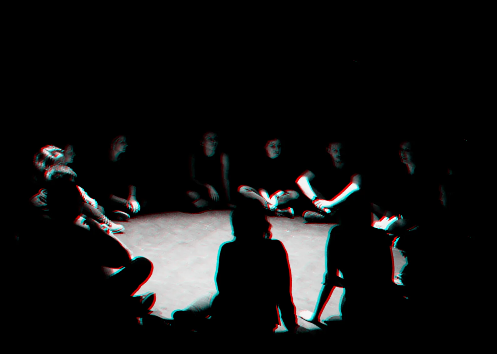 Silhouettes in the circle